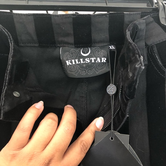 Sold - Picture 3 of 4